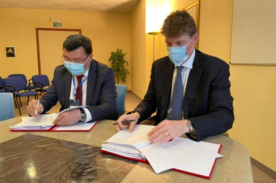 Подписан меморандум с британской компанией OneWeb